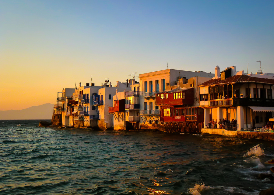 FROM ATHENS TO MYKONOS - NAVIGATING AS ODYSSEUS