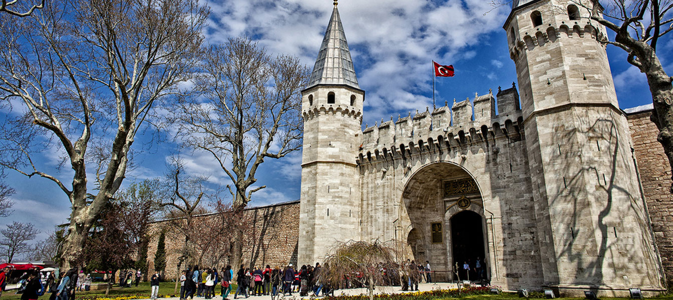 QUINTESSENTIAL ISTANBUL & TOPKAPI PALACE