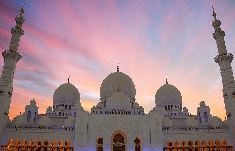 ABU DHABI, QASR AL-WATAN & EL LOUVRE - DÍA COMPLETO
