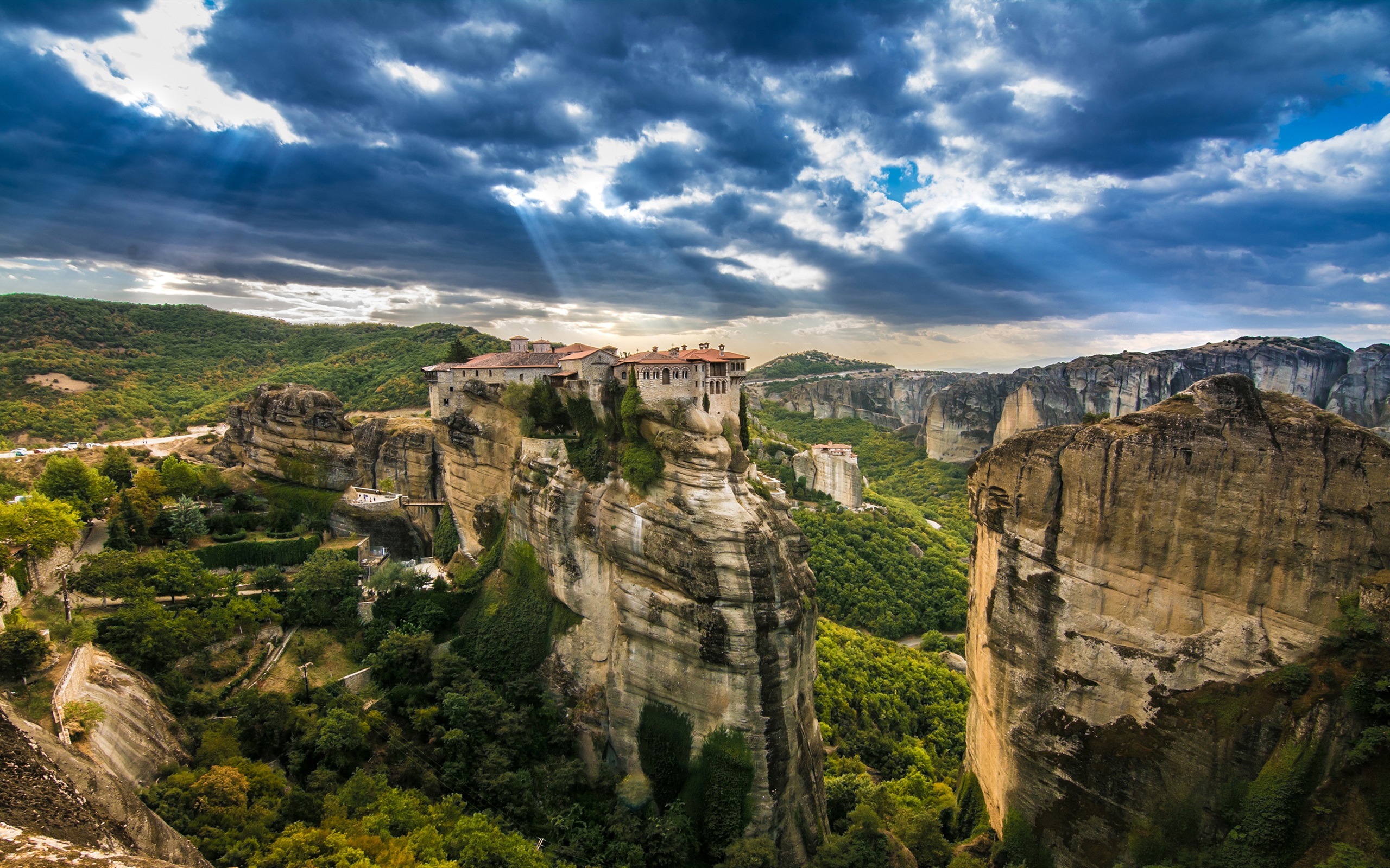 DE KALAMBAKA PARA A ÁTICA, ATENAS