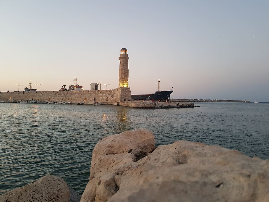 PALAIS DE KNOSSOS ET RÉTHYMNO - ARRIVÉE À LA CANÉE