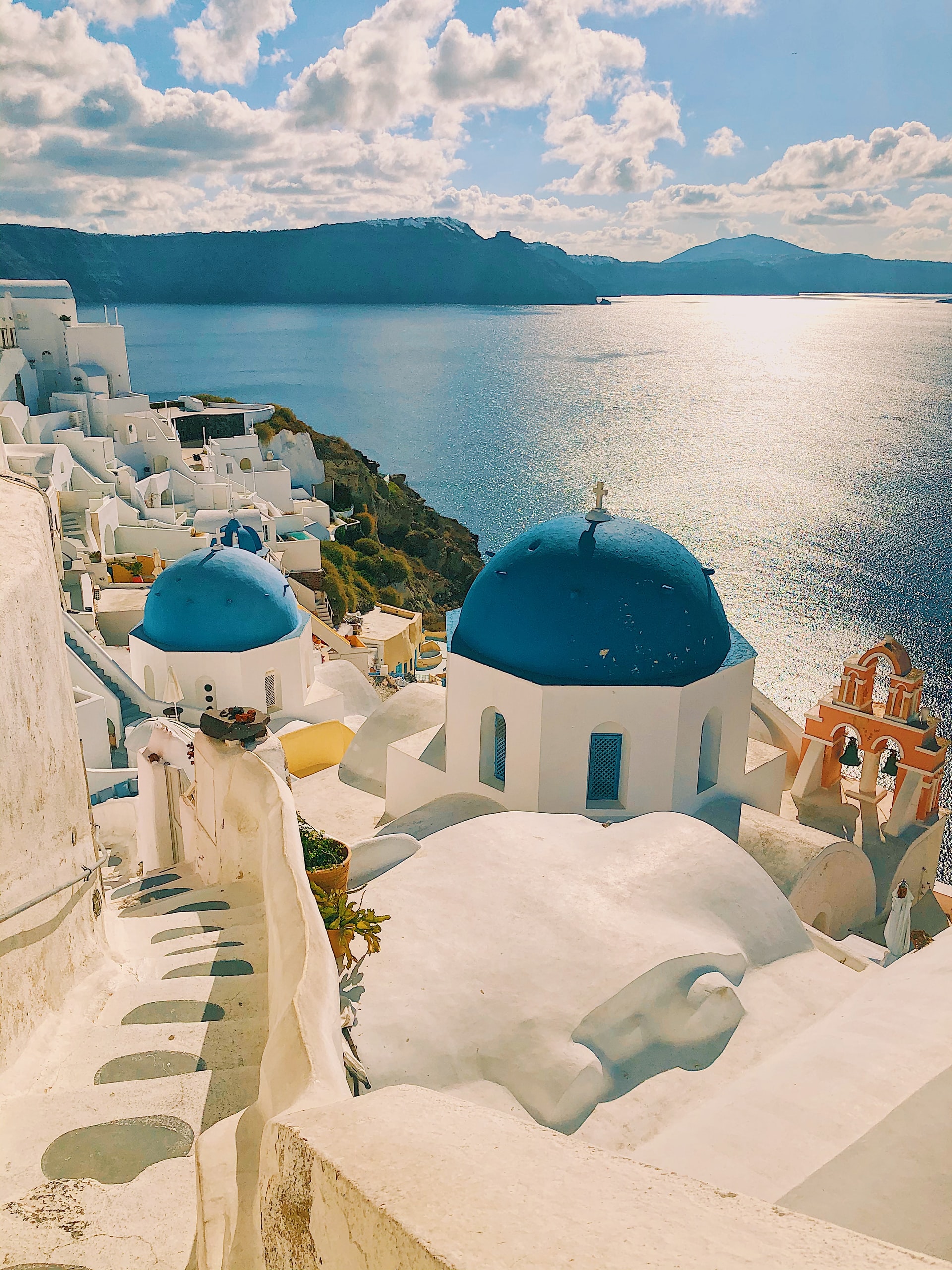 FROM ATHENS TO SANTORINI - NAVIGATING THE AEGEAN LIKE ODYSSEUS