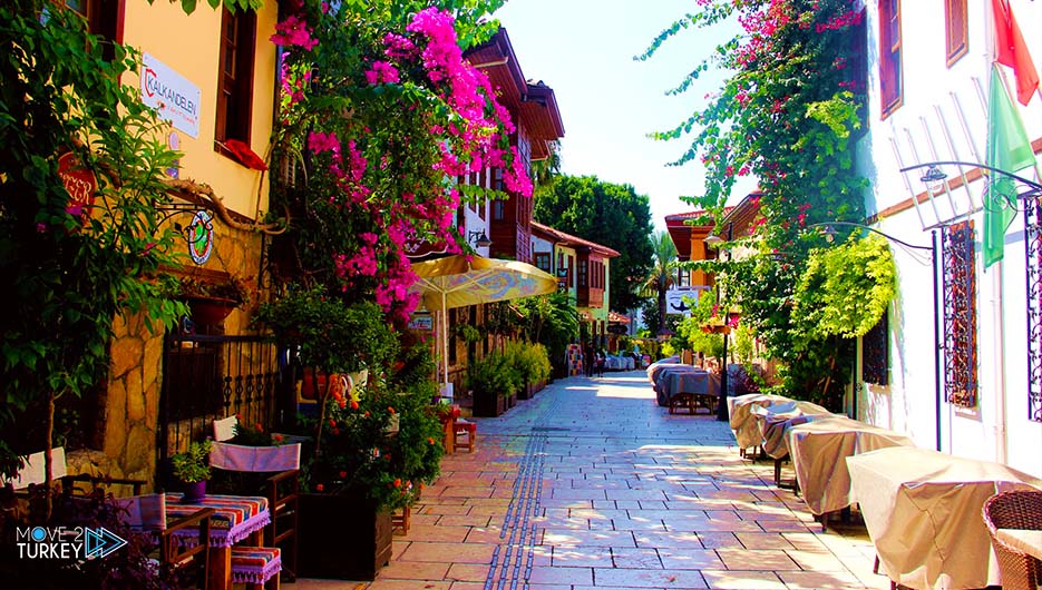 DE ESMIRNA A ANTALYA