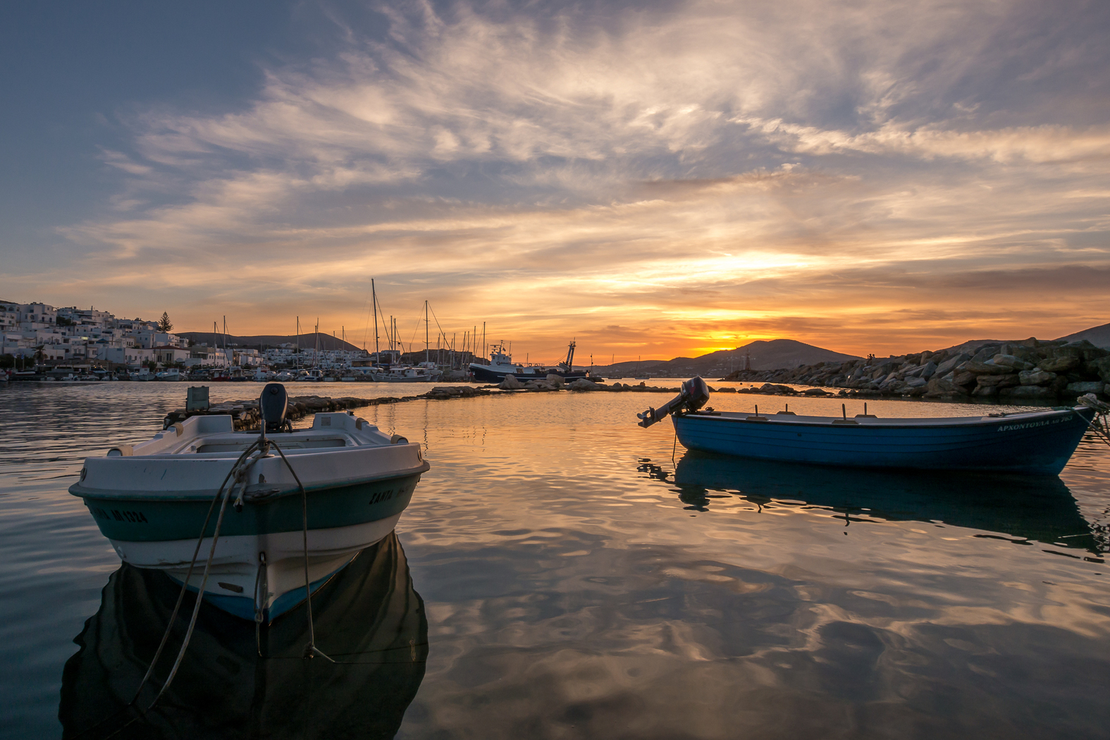 FROM ATHENS TO PAROS, SAILING THE AEGEAN LIKE ULYSSES