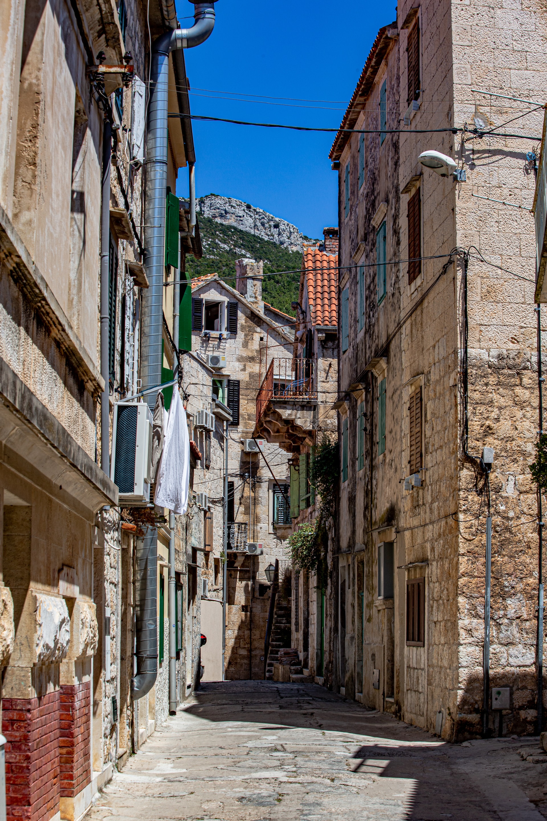 HVAR Y VIS