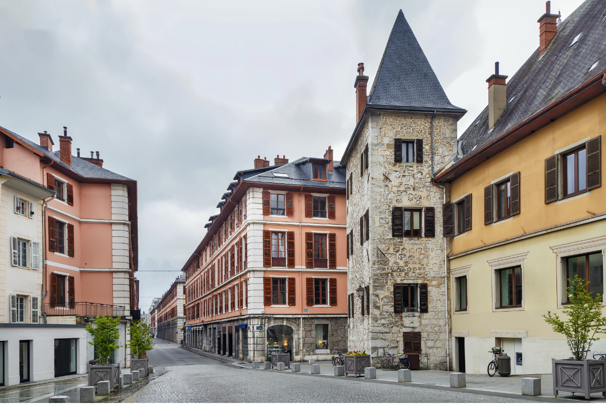 GIRONA - ARLES - CARRIERES DE LUMIERE - CHAMBERY
