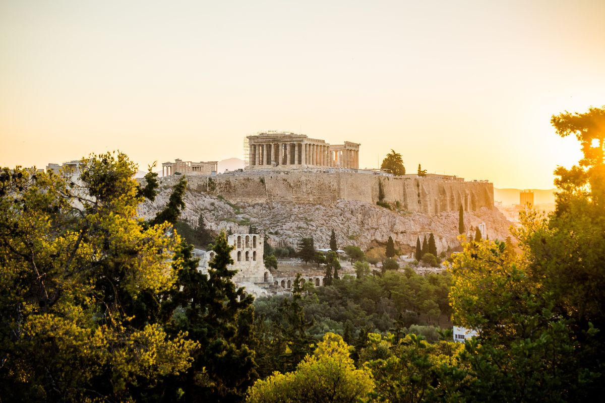 QUINTESSENTIAL ATHENS