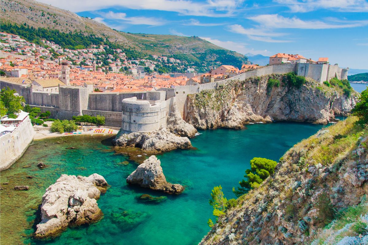 TOMISLAV: DE LIUBLIANA A DUBROVNIK