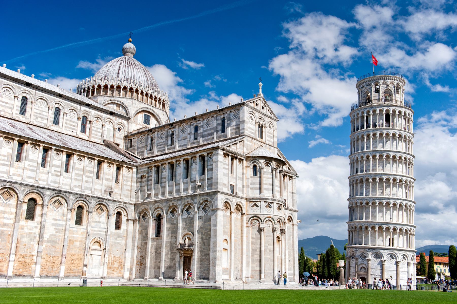 PISA, CHIANTI, SAN GIMIGNANO & SIENA