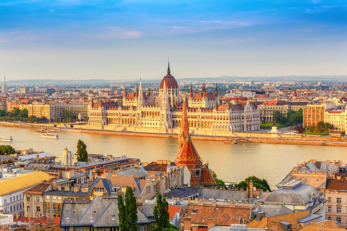 BUDAPEST, THE PEARL OF THE DANUBE