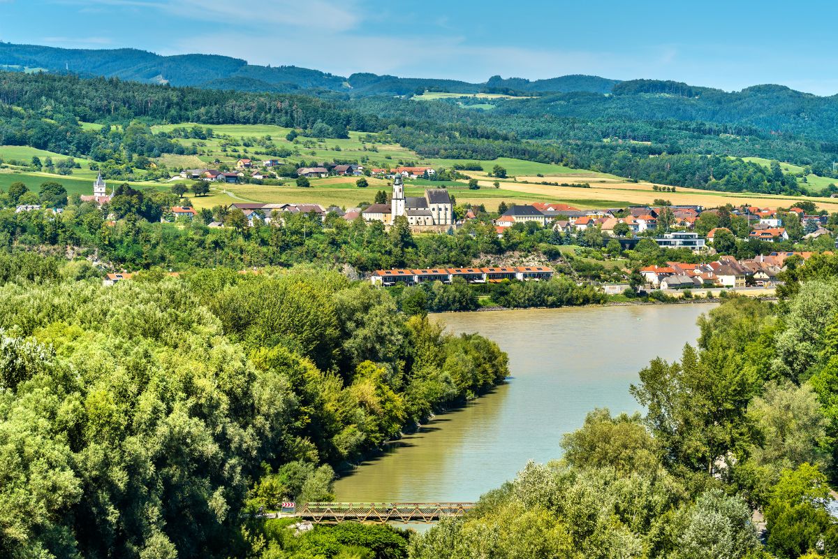 GOODBYE DANUBE!