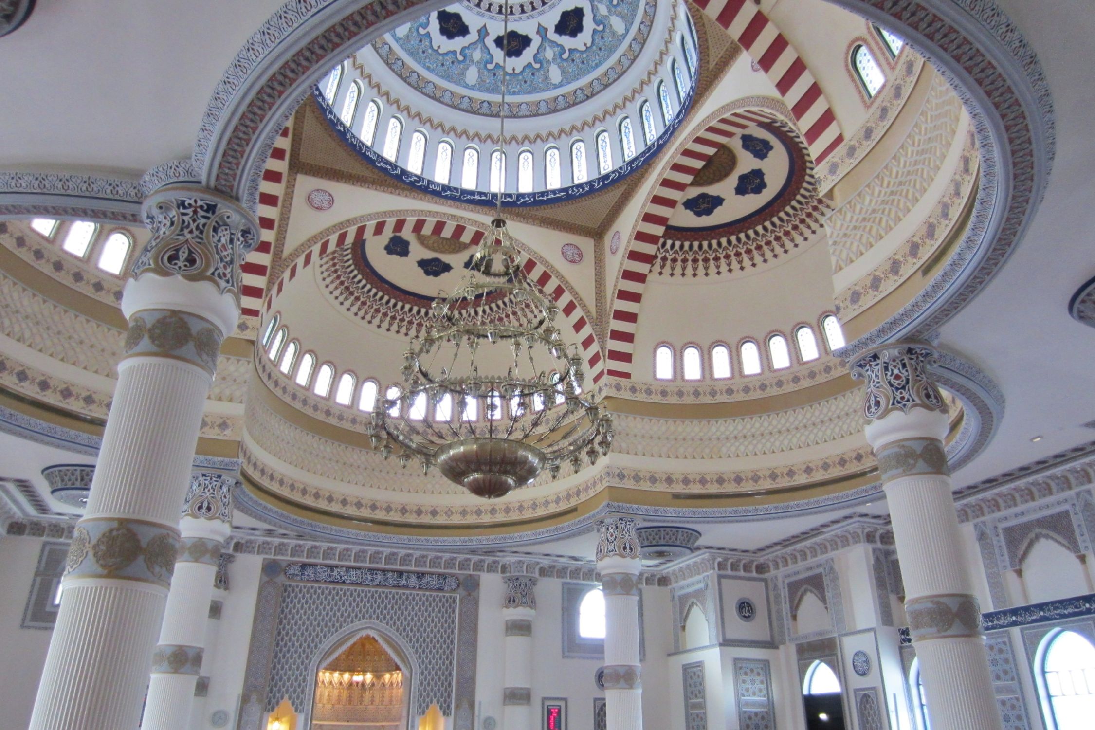 DUBAI ESENCIAL Y LA MEZQUITA AZUL