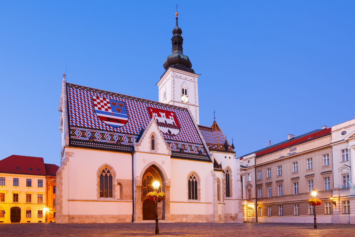 DE SARAJEVO A ZAGREB