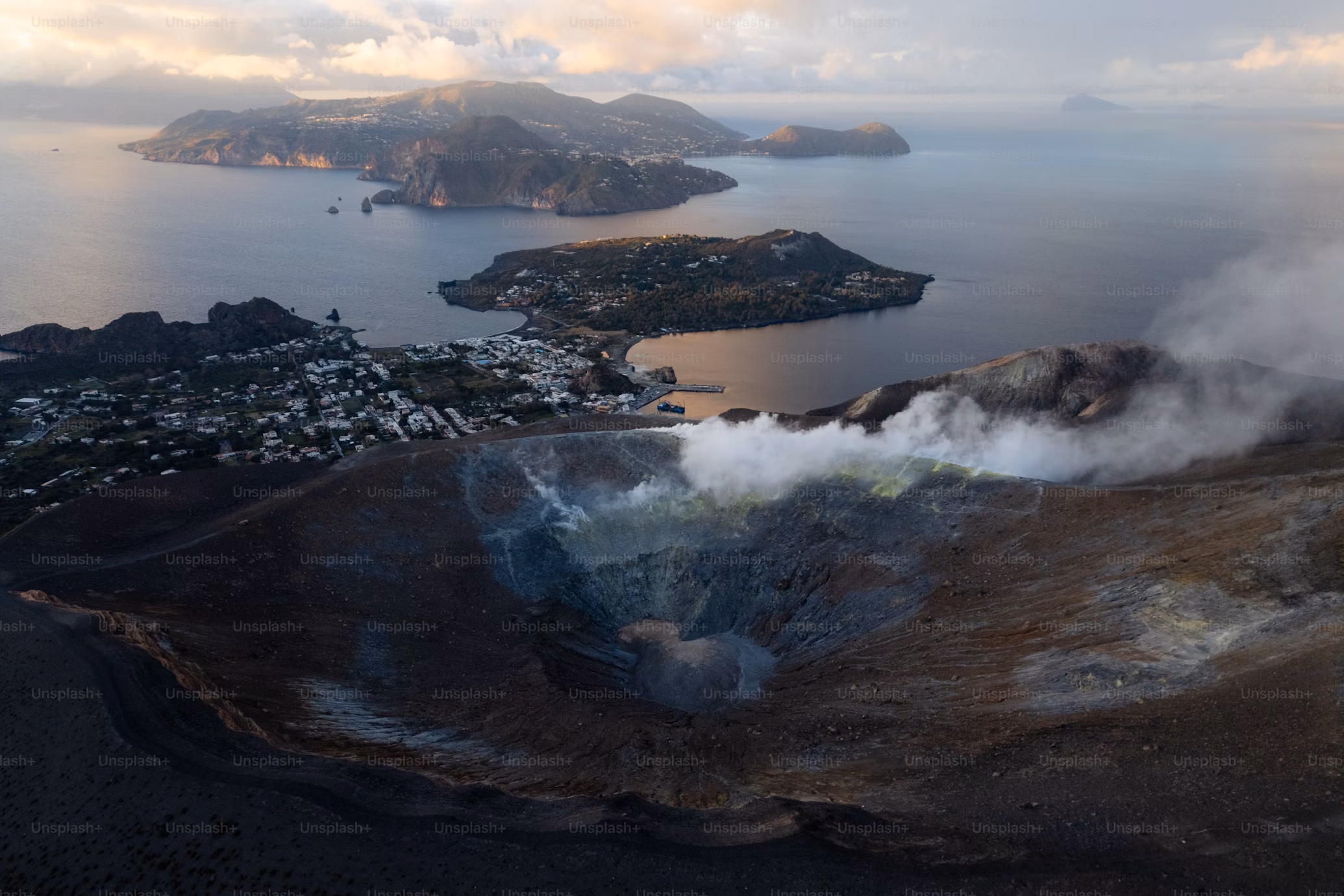 MILAZZO - VULCANO - LIPARI & TAORMINA