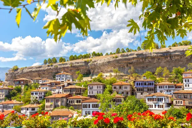 SAFRANBOLU - GOKGOL MAGARASI -EREGLI - ESTAMBUL