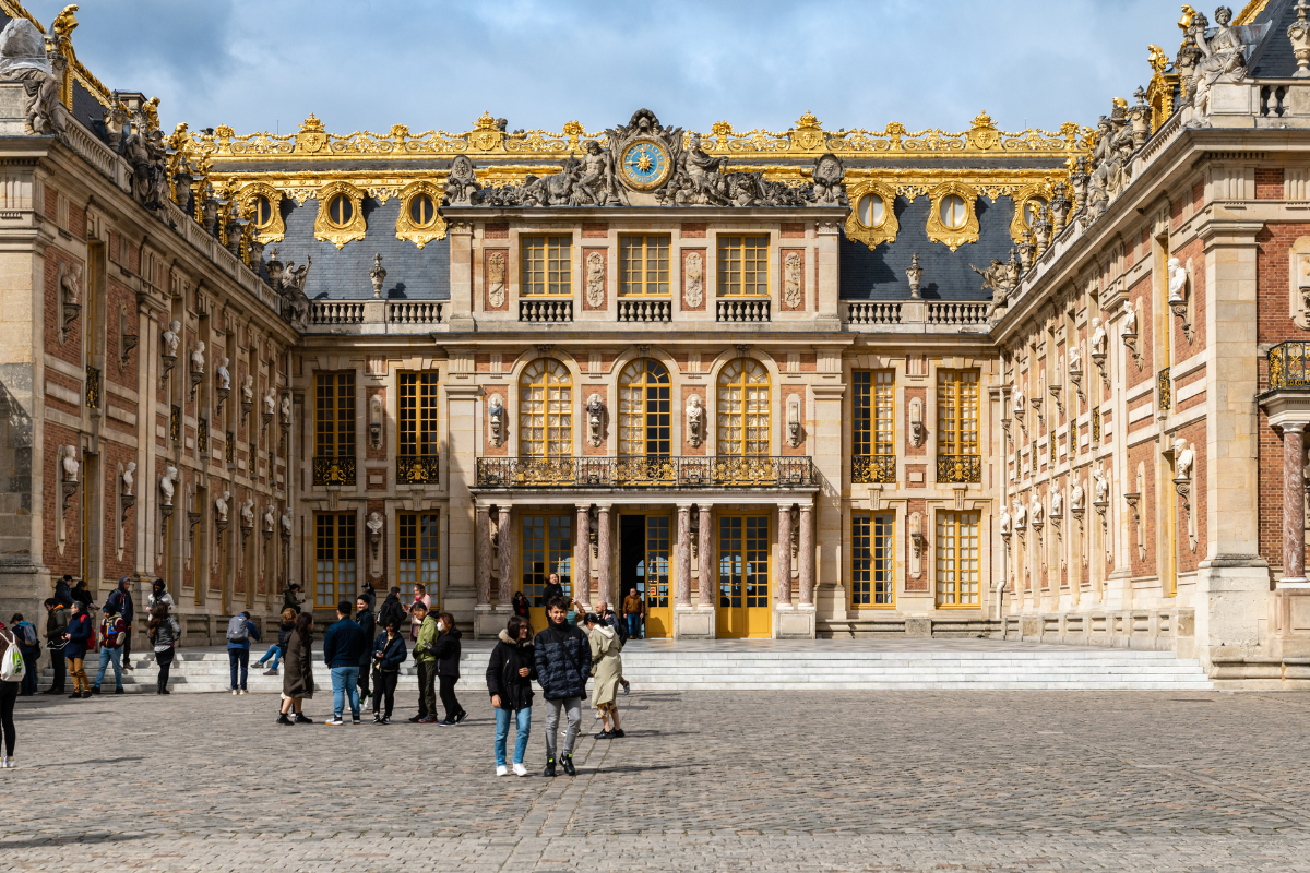 PALÁCIO DE VERSALHES E VISITA PANORÂMICA DE PARIS