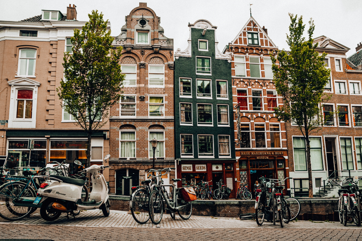 VISITA PANORÁMICA DE AMSTERDAM Y CAMINO A HANNOVER