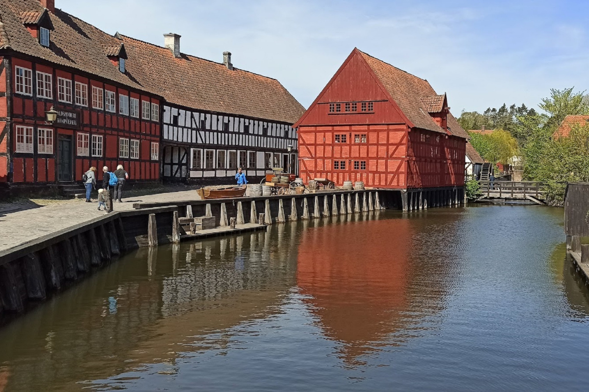 DE ALEMANIA A DINAMARCA: HAMBURGO - FLENSBURG - AARHUS
