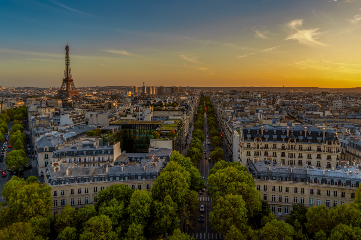 AU REVOIR, PARIS!