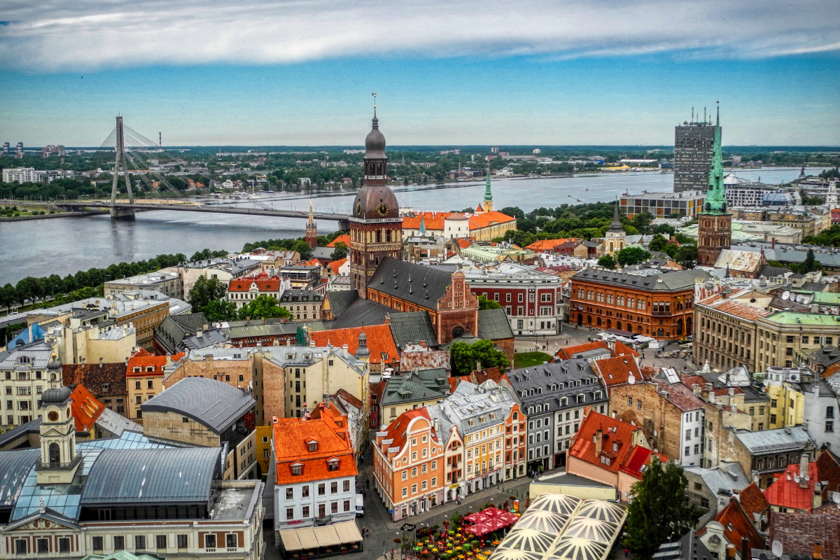 TALLIN - PARNU - TURAIDA - SIGULDA - SALASPILS - RIGA