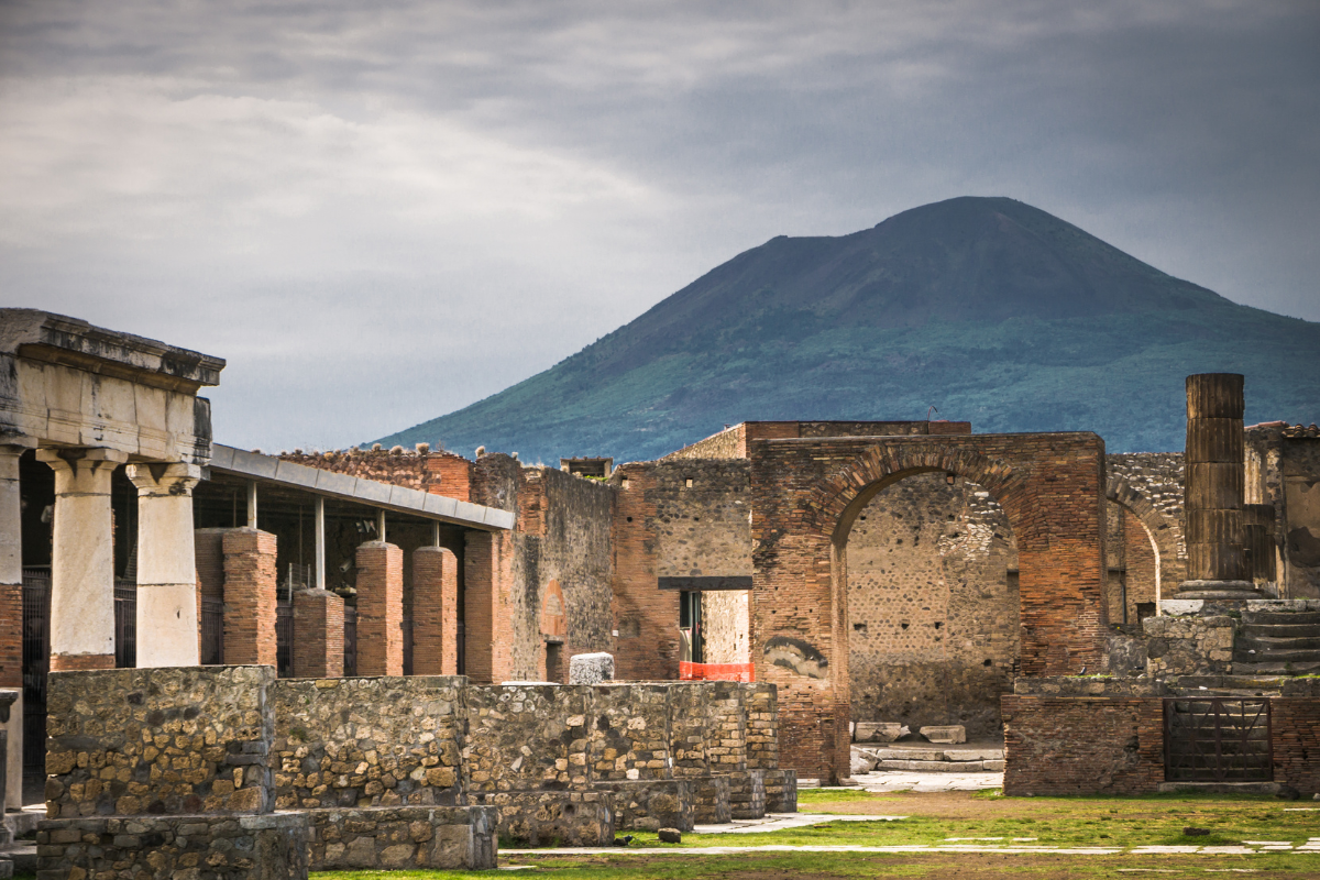 NÁPOLES - POMPEIA - ROMA