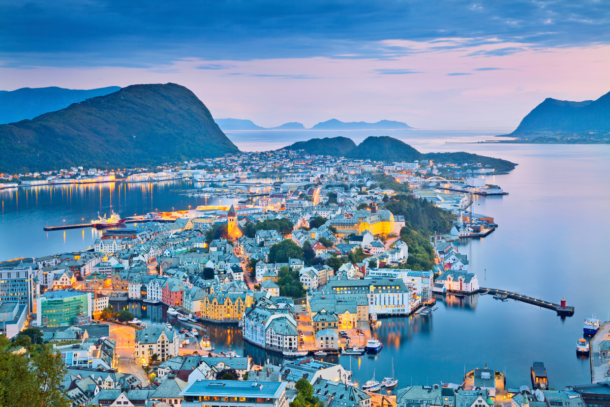 ESCANDINAVIA: DE NORUEGA A DINAMARCA