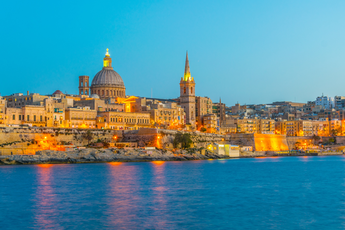 ¡ADIÓS, MALTA!