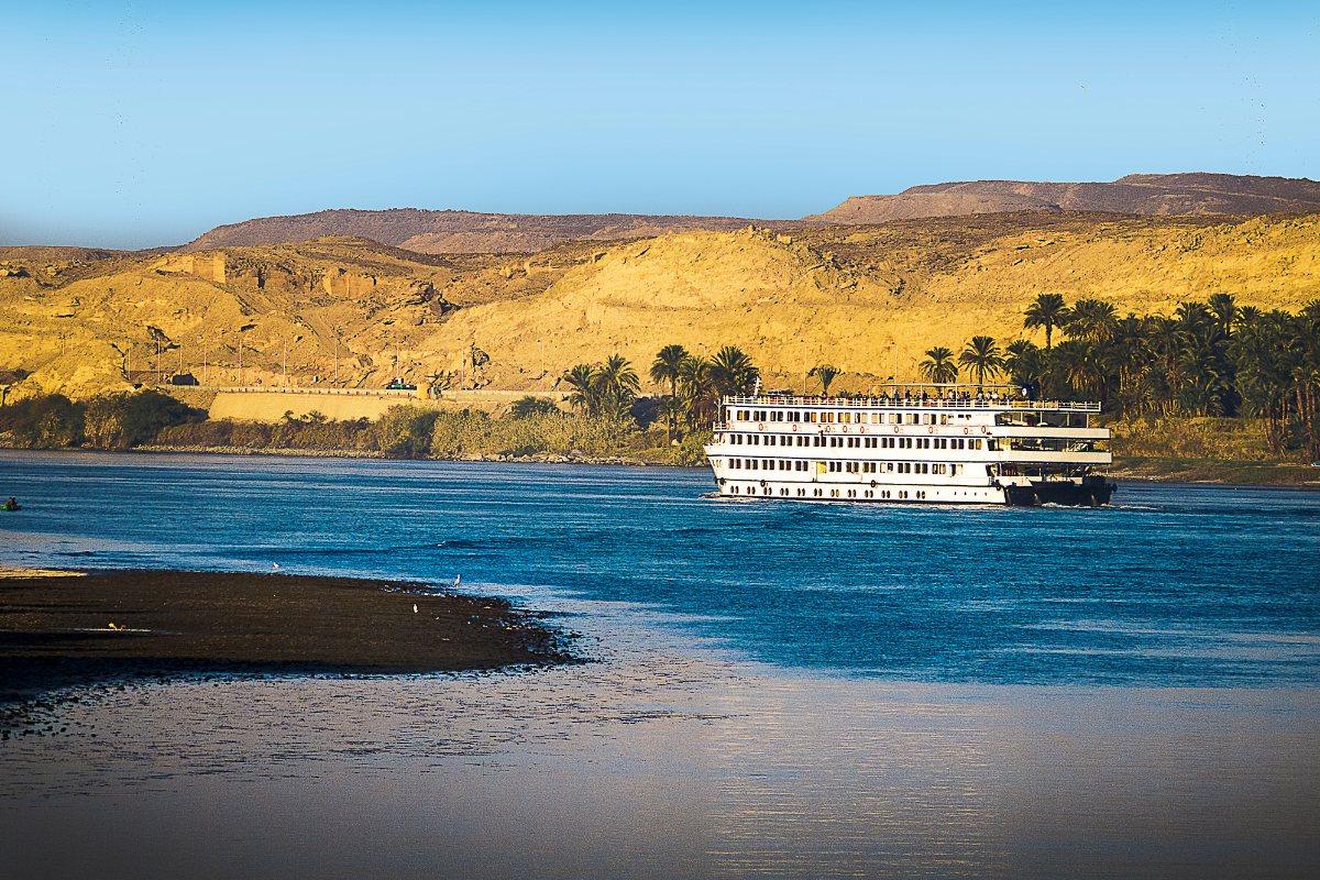 NILE CRUISE FROM ASWAN TO LUXOR