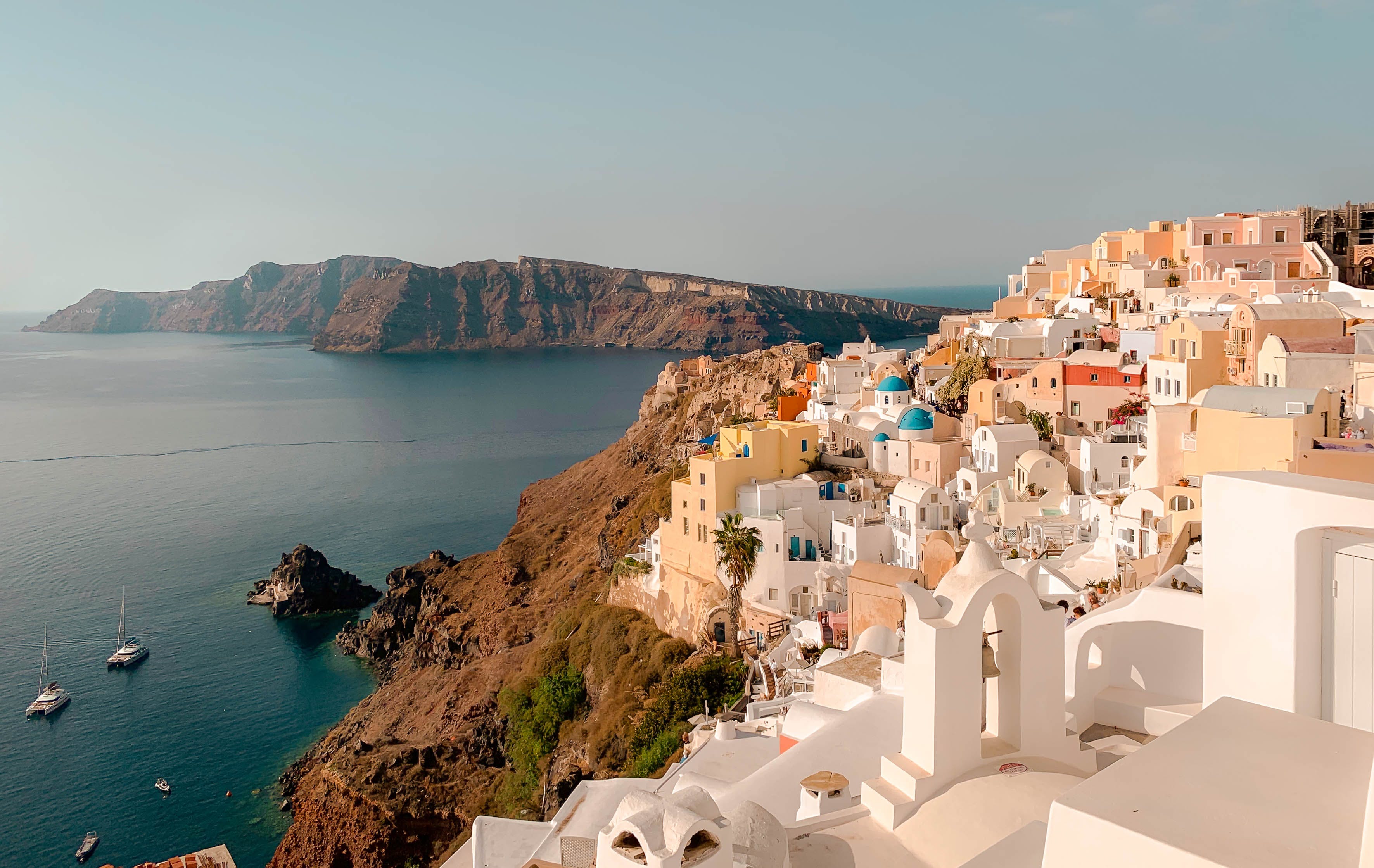 SANTORINI – VOLCANIC WONDER