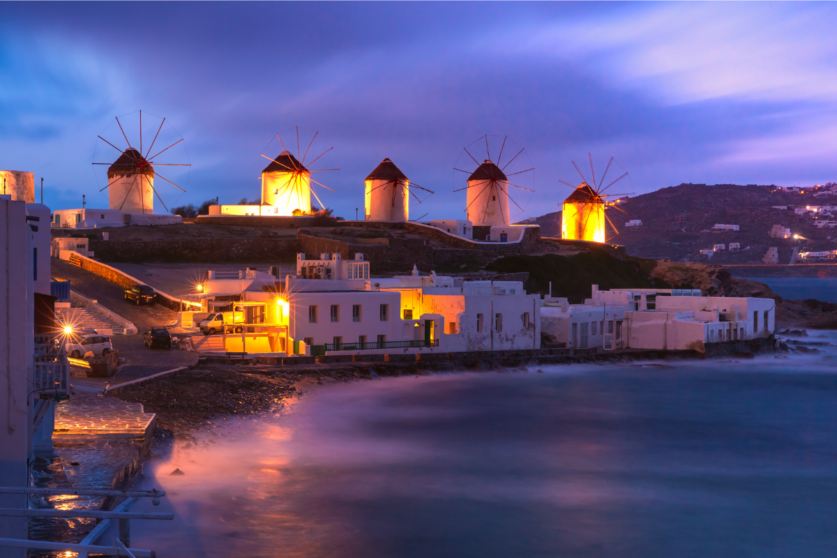 MYKONOS – ELEGANCE AND TRADITION