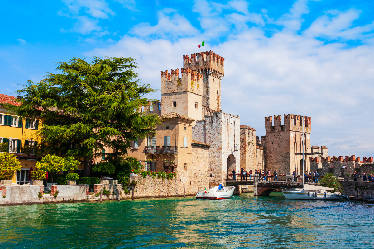VERONA, SIRMIONE E GARDA DESDE MILÃO