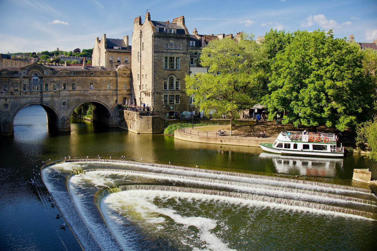 HACIA STRATFORD-UPON-AVON, PASANDO POR OXFORD