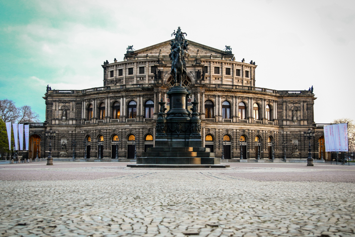 DE BERLIM A PRAGA, PASSANDO POR DRESDEN
