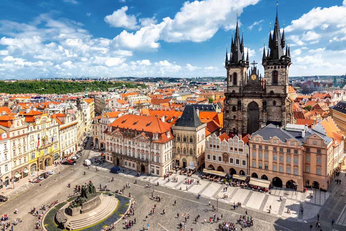 VISITA PANORÂMICA DE PRAGA