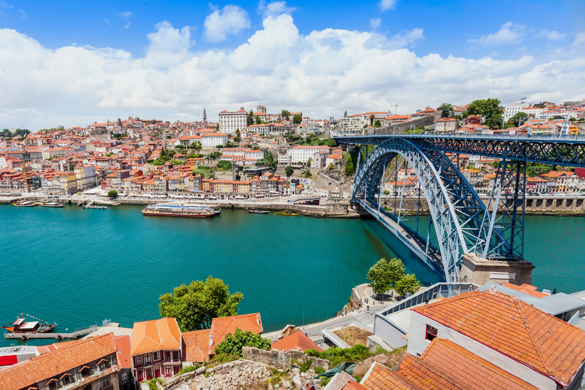 DESCUBRINDO OPORTO