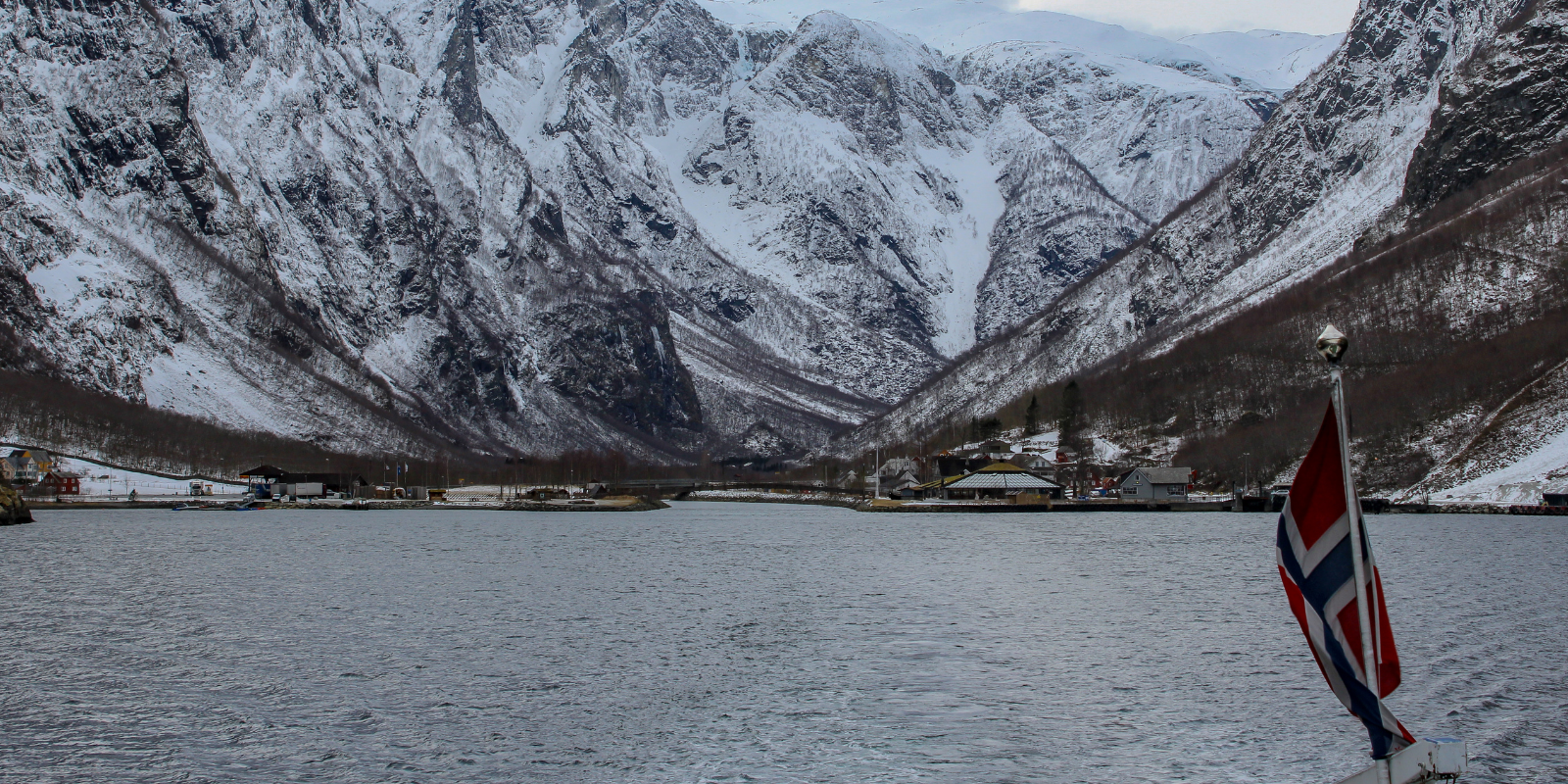 CRUISE ON THE NÆRØYFJORD - GUDVANGEN - FLAM