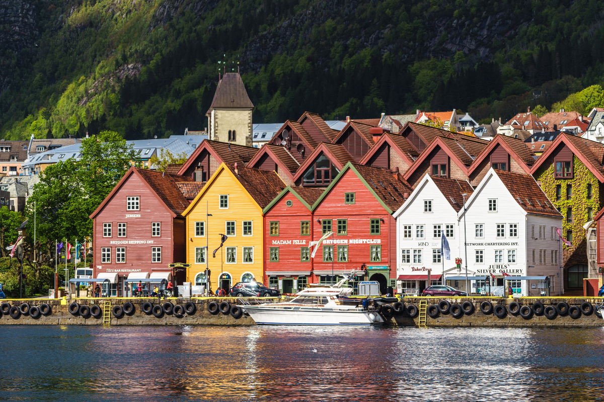 FLAM TO BERGEN