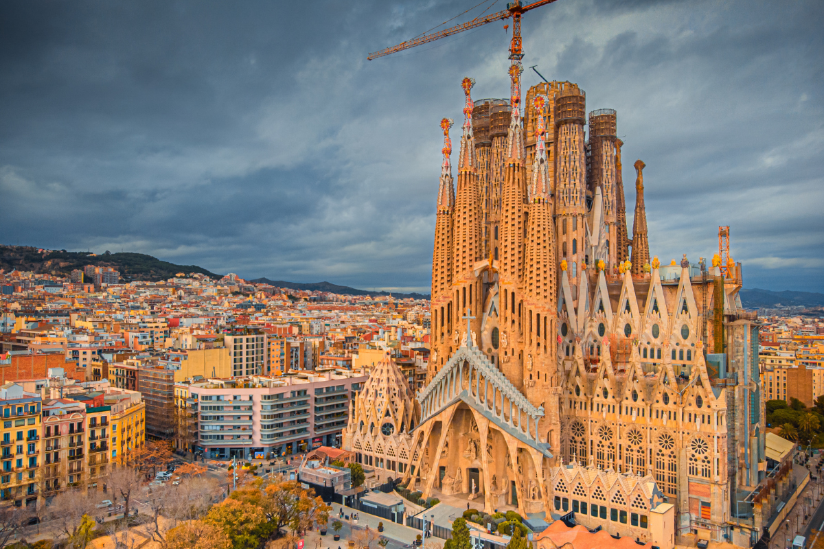 EXPLORANDO BARCELONA Y SU ENCANTO