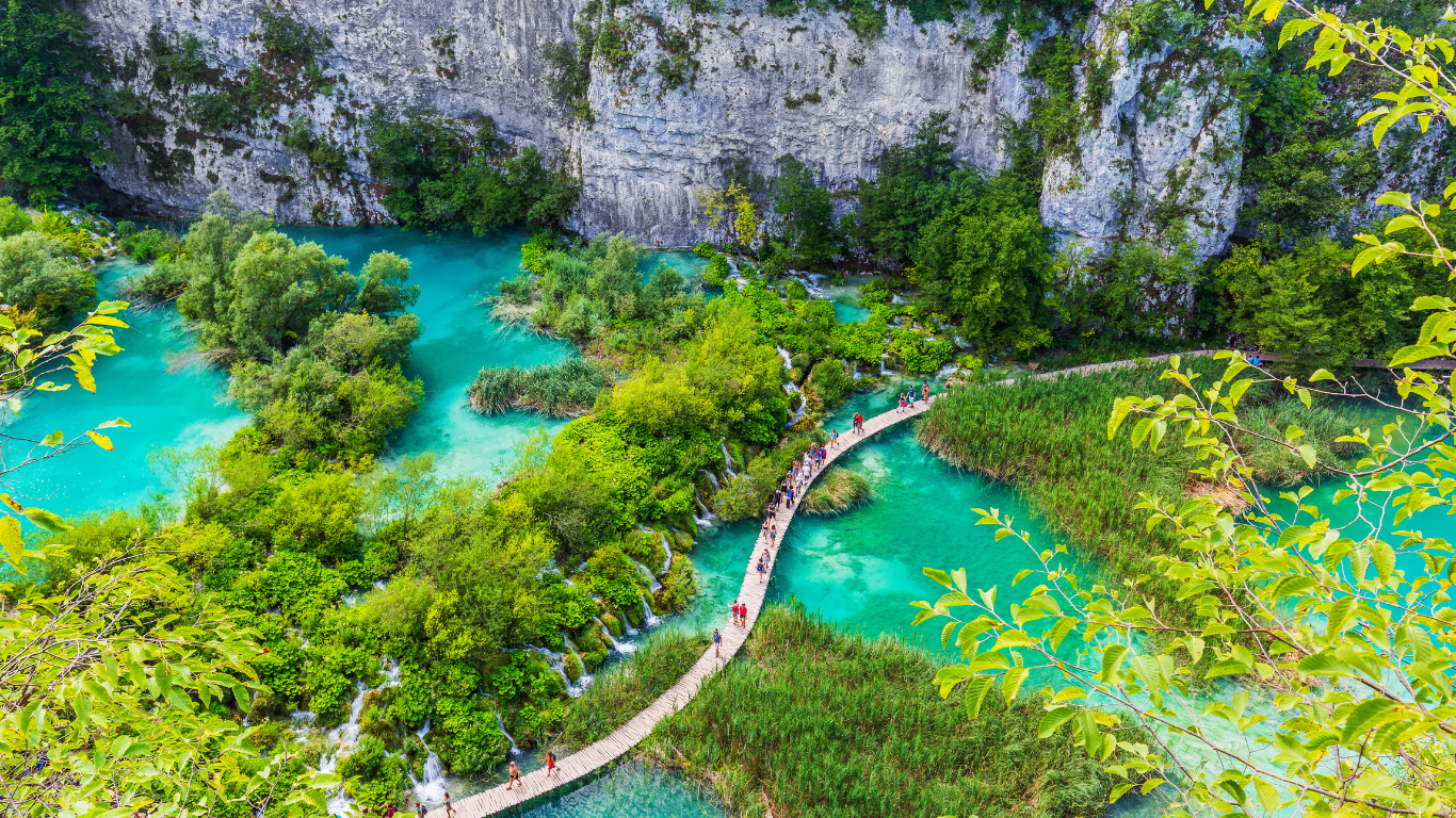 EXCURSION TO PLITVICE LAKES NATIONAL PARK