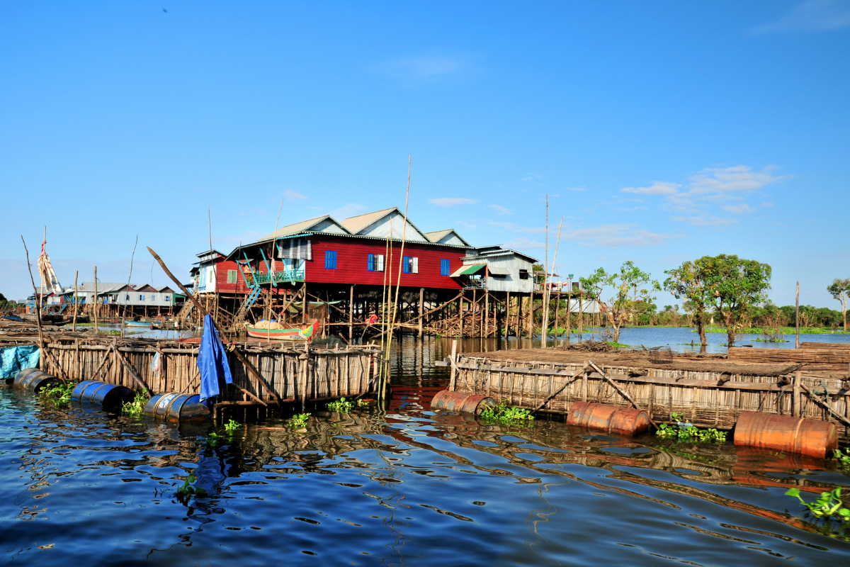 LAGO TONLE SAP - ALDEA FLOTANTE CHONG KNEAS - BANGKOK